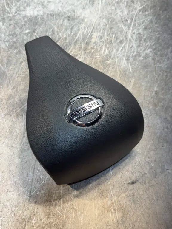 2013-2018 Nissan Altima Rogue Left Driver Side Steering Wheel Airbag Black OEM