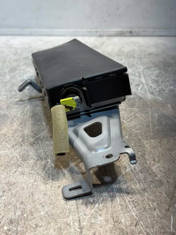 2018 - 2022 Honda Accord Airbag Front Right Passenger Side Lower Knee Airbag OEM