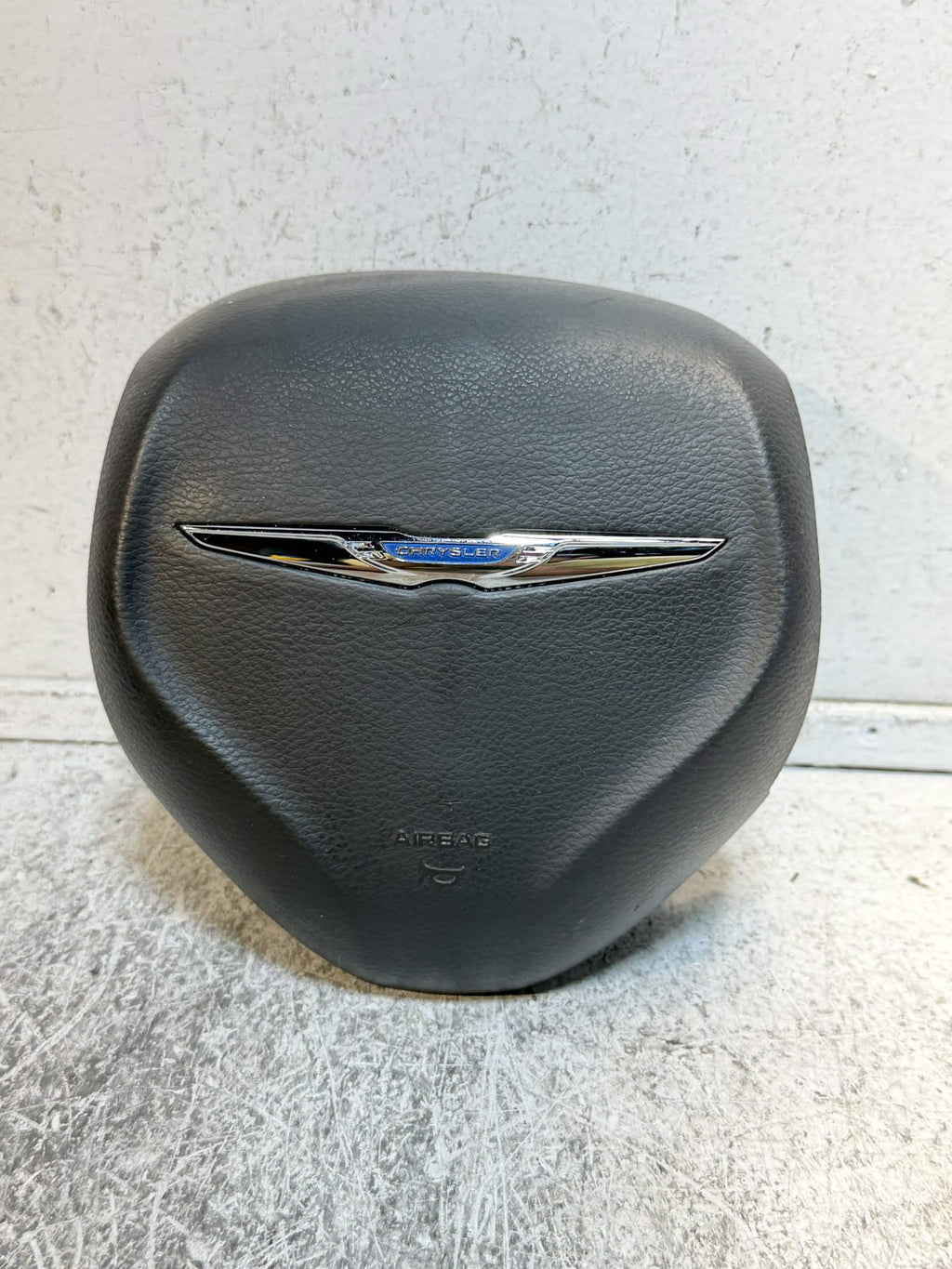2017 - 2023 Chrysler Pacifica Air Bag Steering Wheel Airbag With Knee OEM