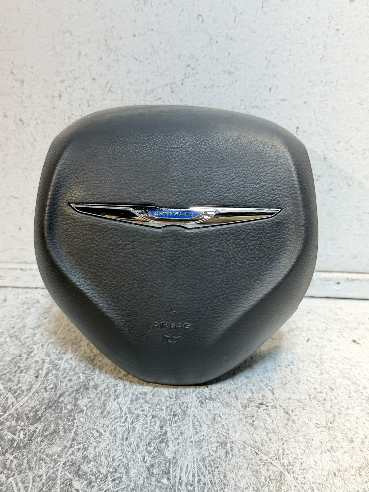 2017 - 2023 Chrysler Pacifica Air Bag Steering Wheel Airbag With Knee OEM