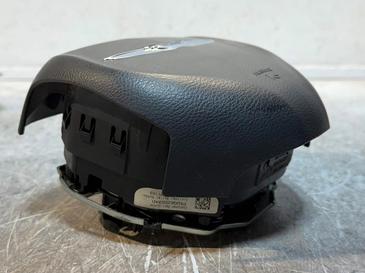 2017 - 2023 Chrysler Pacifica Air Bag Steering Wheel Airbag With Knee OEM