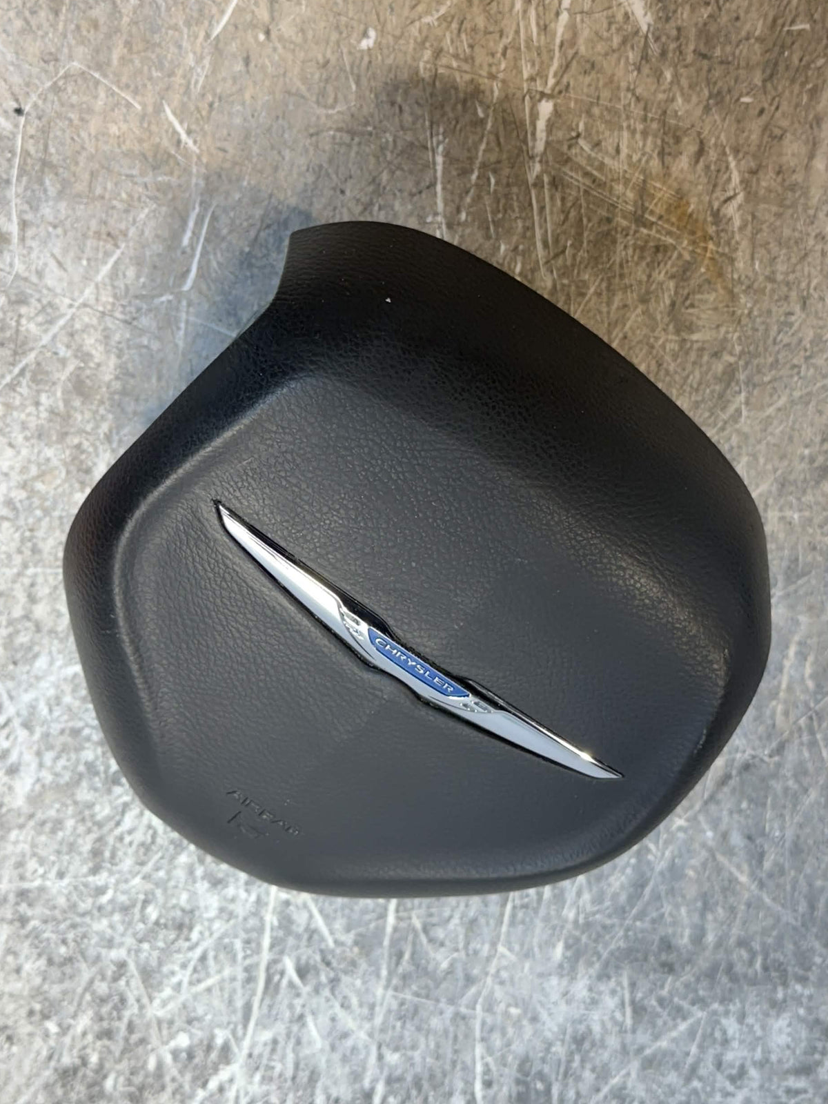 2017 - 2023 Chrysler Pacifica Air Bag Steering Wheel Airbag With Knee OEM