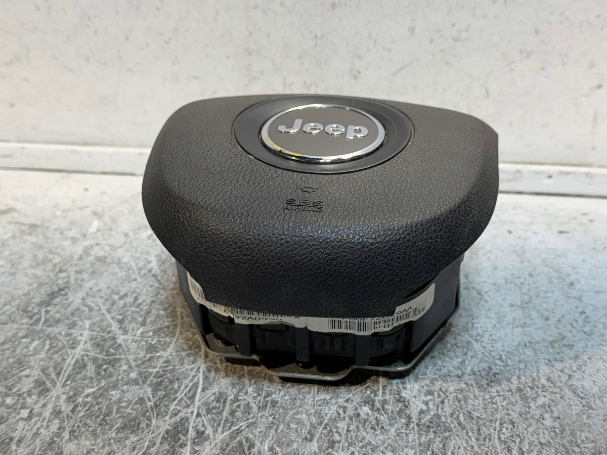 2016-2018 Jeep Grand Cherokee Steering Wheel Airbag With Knee Airbag OEM