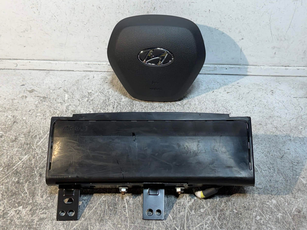 2018 2019 Hyundai Sonata 2.0T Steering Wheel Airbag with Knee Airbag OEM
