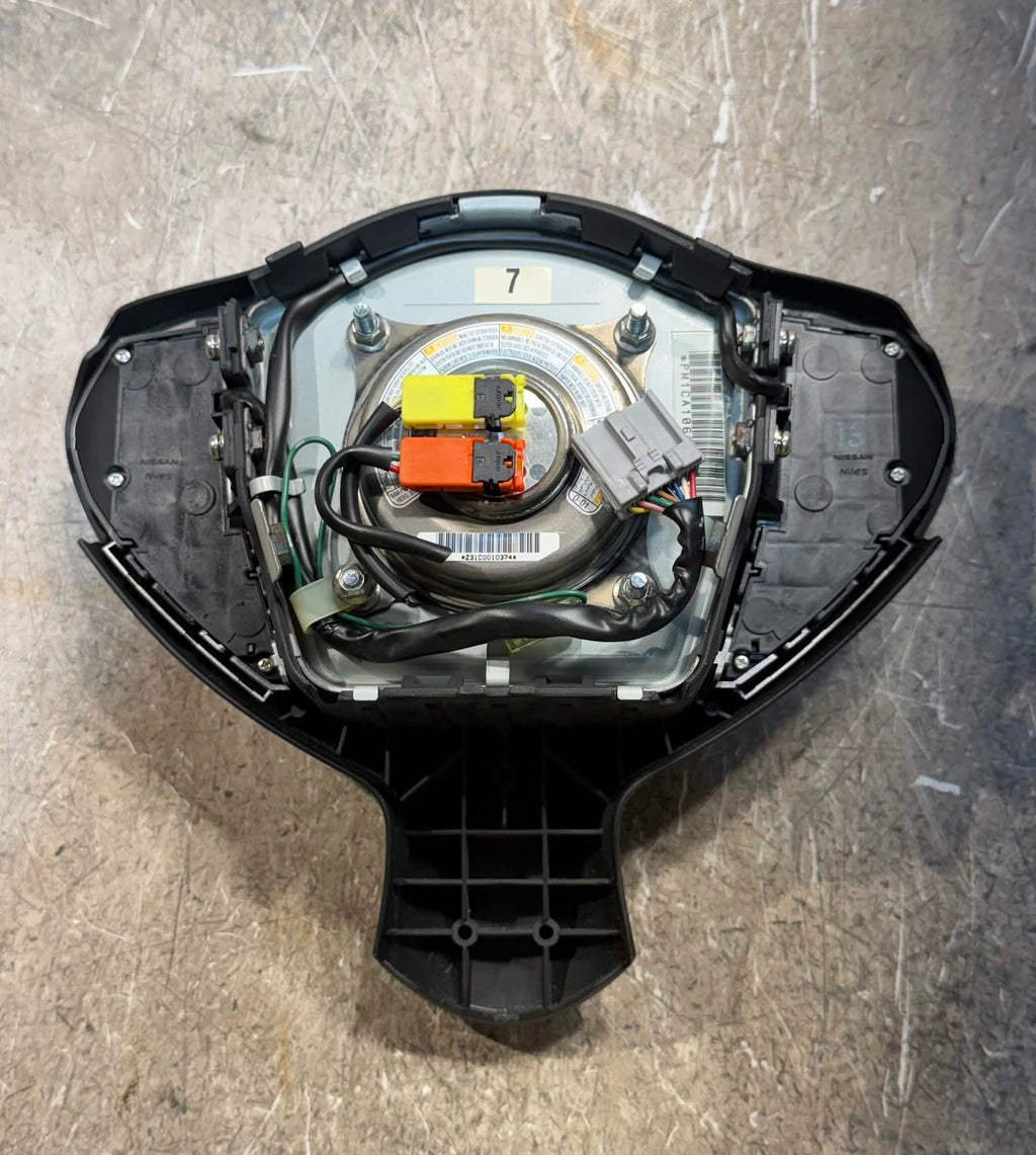 2009-2017 Infiniti FX35 FX37 QX70 Steering Wheel Airbag Black OEM