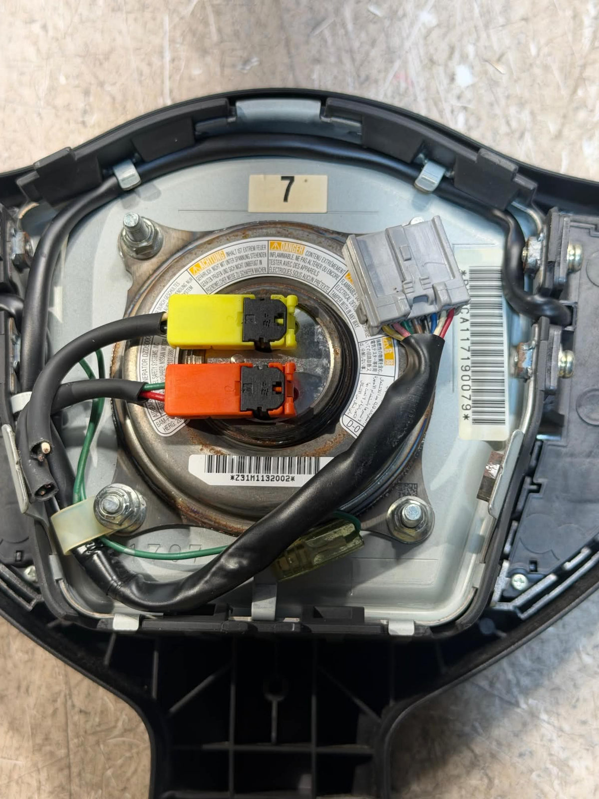 2009-2017 Infiniti FX35 FX37 QX70 Steering Wheel Airbag Black OEM