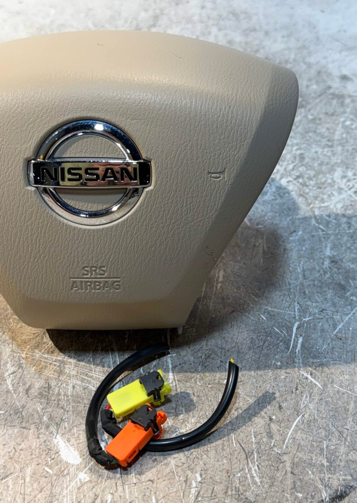 2015-2023 Nissan Murano Steering Wheel Airbag Beige OEM